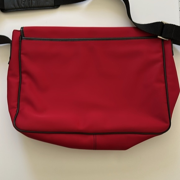 Ecco messenger laptop bag red Black Strap & trim - Picture 4 of 8